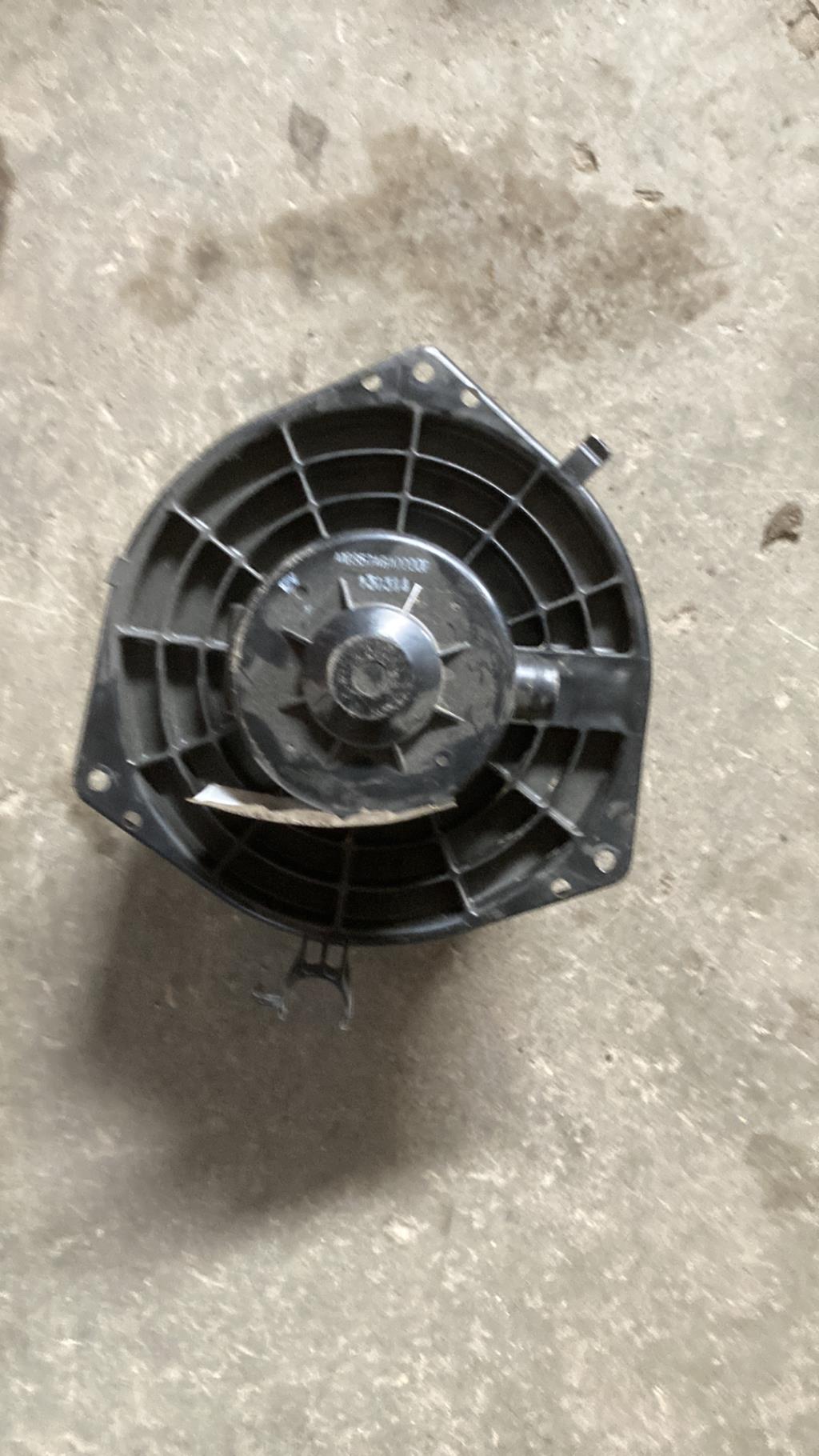 Ventilateur chauffage RENAULT LAGUNA 3 PHASE 3 Diesel - 1