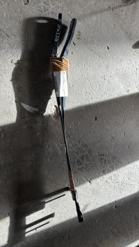 Bras essuie glace avant