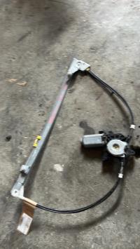 Leve vitre electrique avant gauche