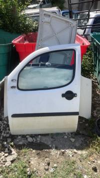 Porte avant gauche