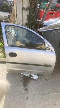 Porte avant droit