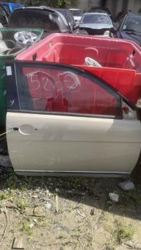 Porte avant droit