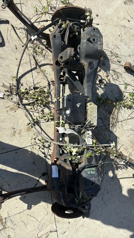 Essieu arriere VOLVO V 50 PHASE 1 BREAK Diesel - 1