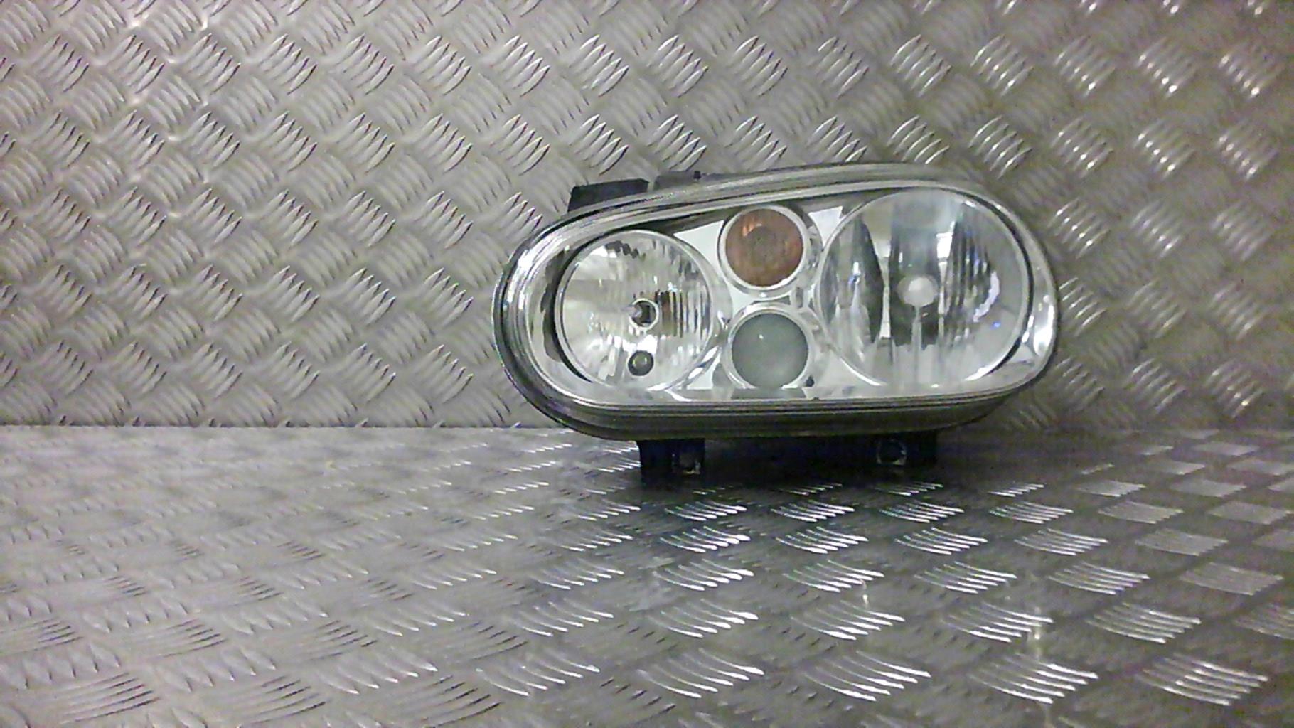 Gruppo ottico anteriore principale sinistro (luci)(faro)