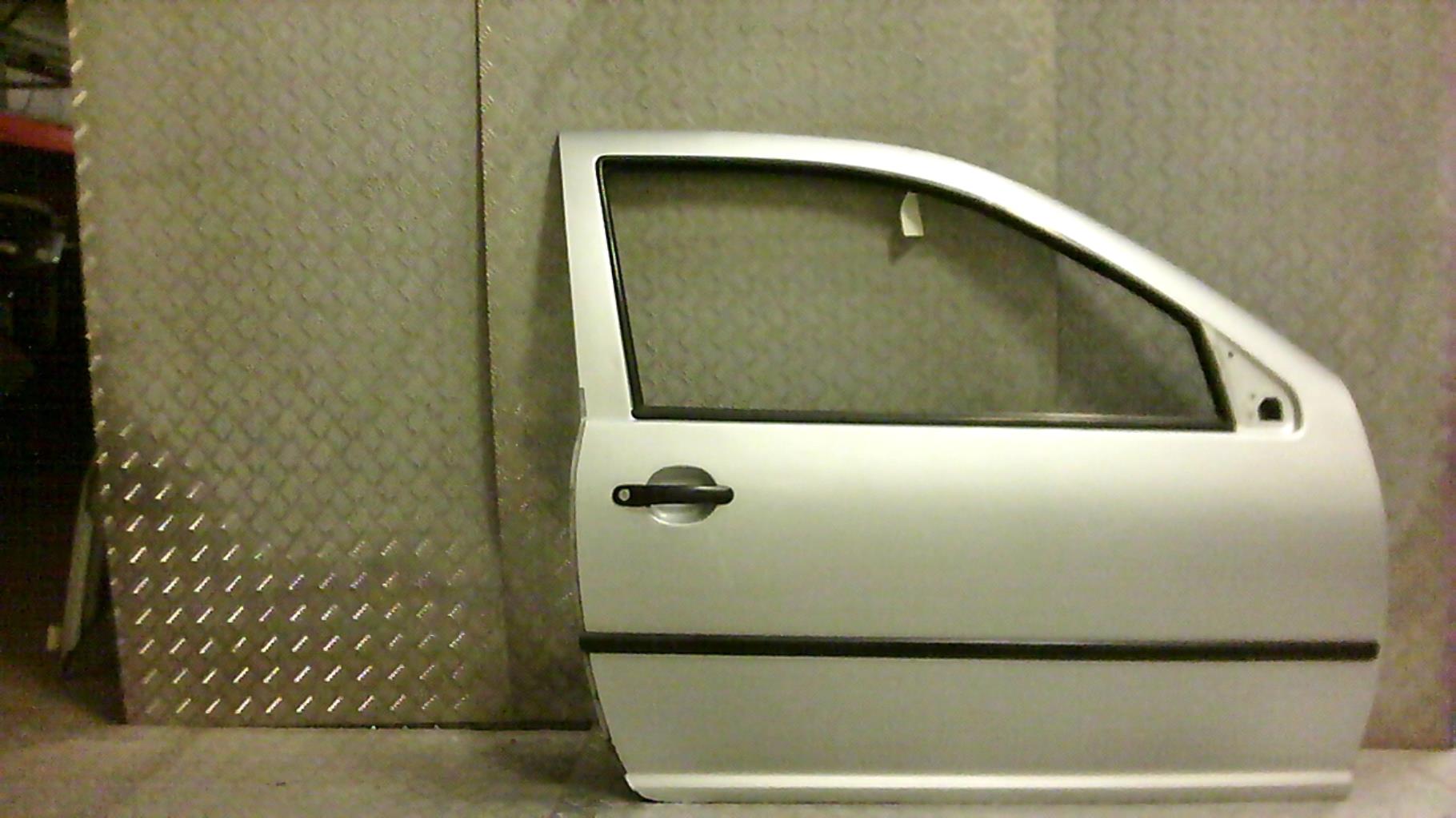 Porte avant droit