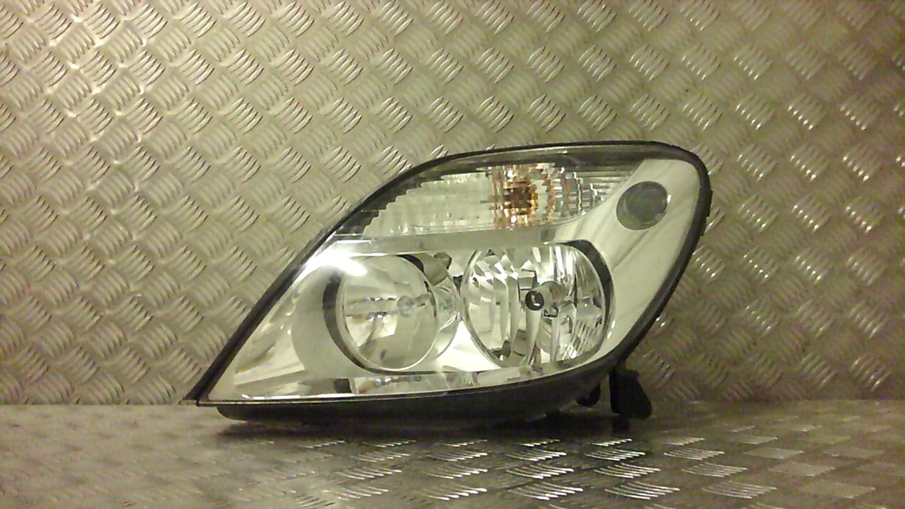 Gruppo ottico anteriore principale sinistro (luci)(faro)