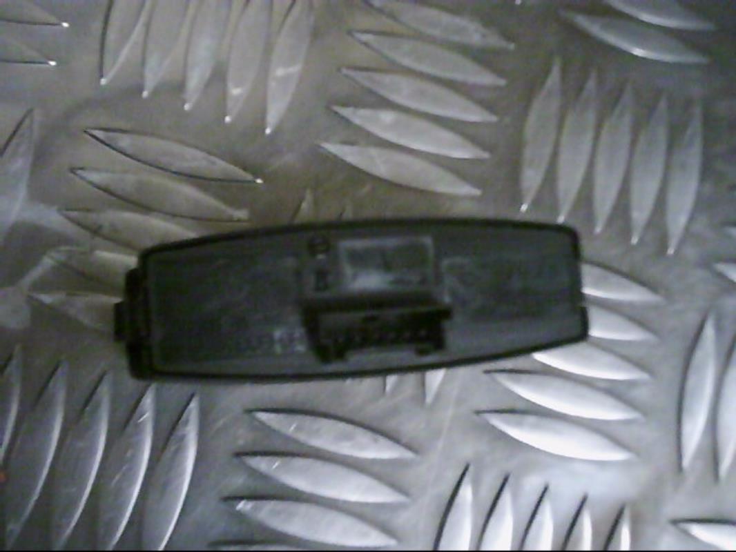 Bouton de warning BMW SERIE 1 E87 PHASE 1 Diesel - 1