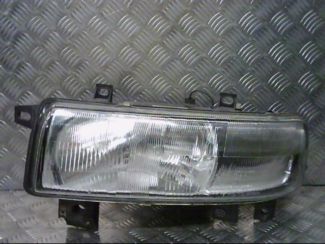 Gruppo ottico anteriore principale sinistro (luci)(faro)