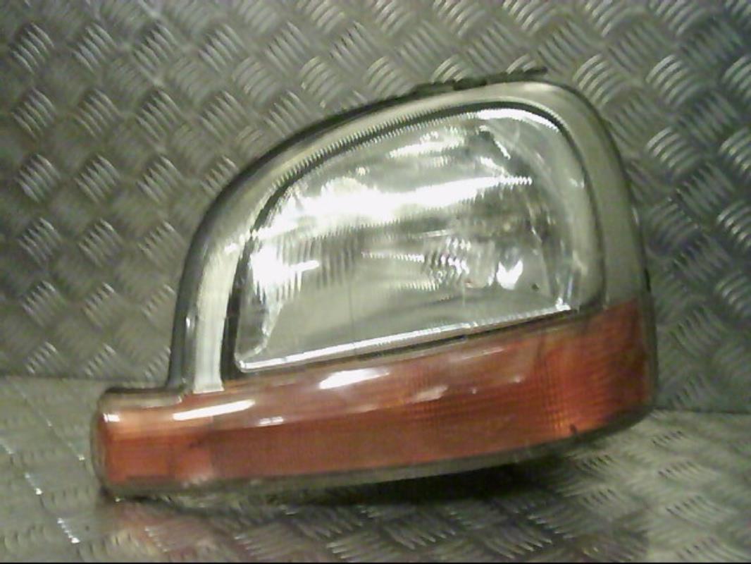 Gruppo ottico anteriore principale sinistro (luci)(faro)