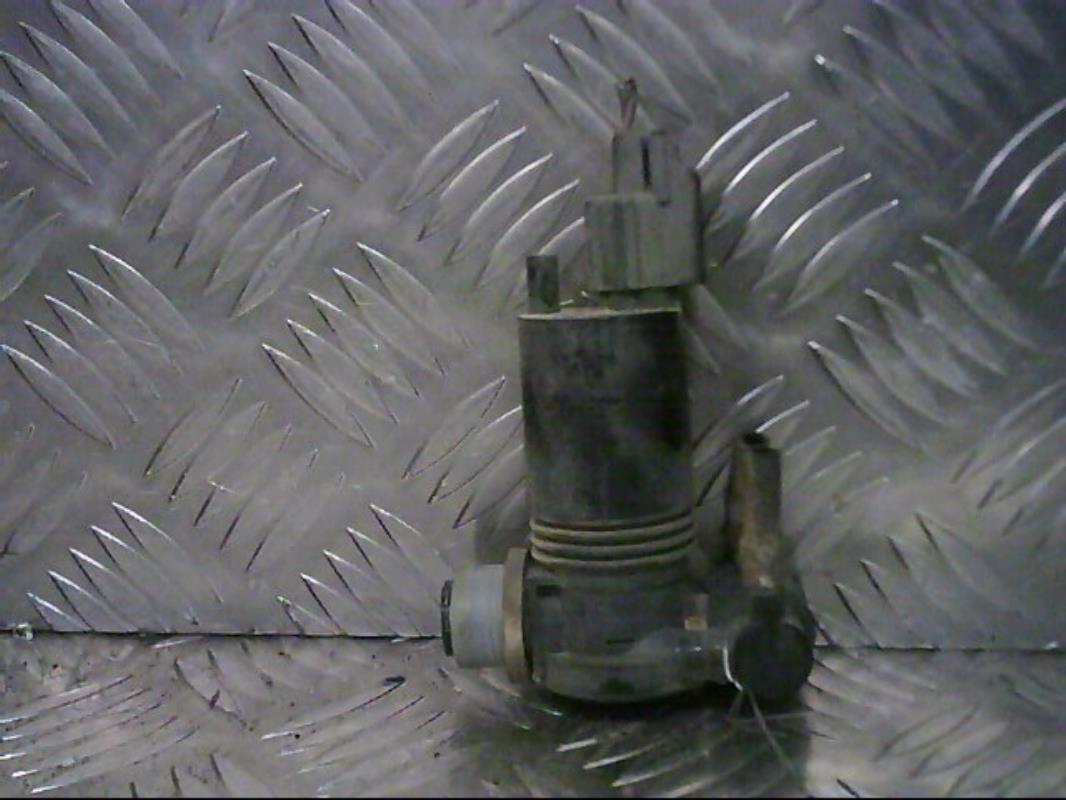 Pompe lave glace avant
