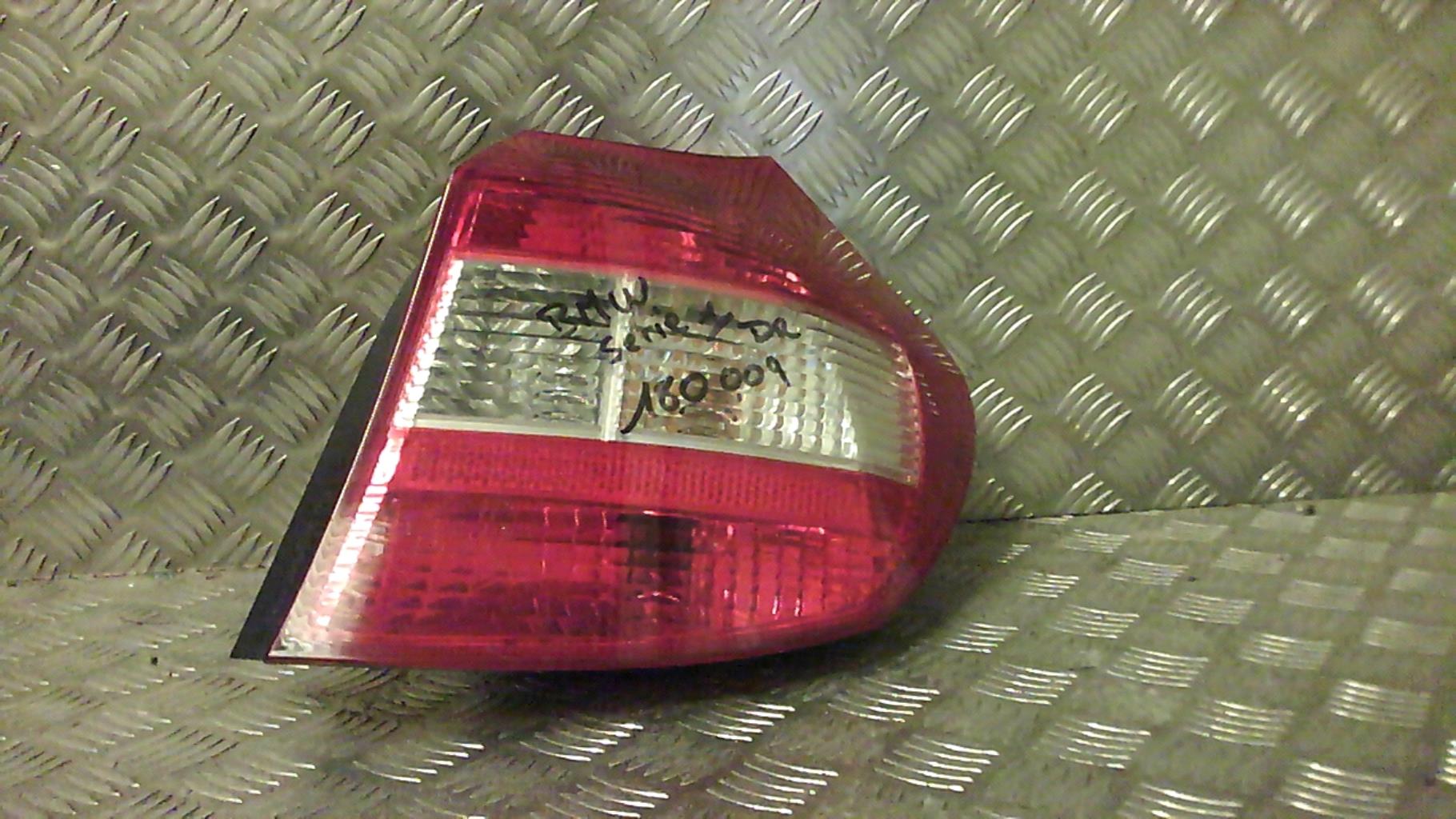 Fanale posteriore principale destro (luci)