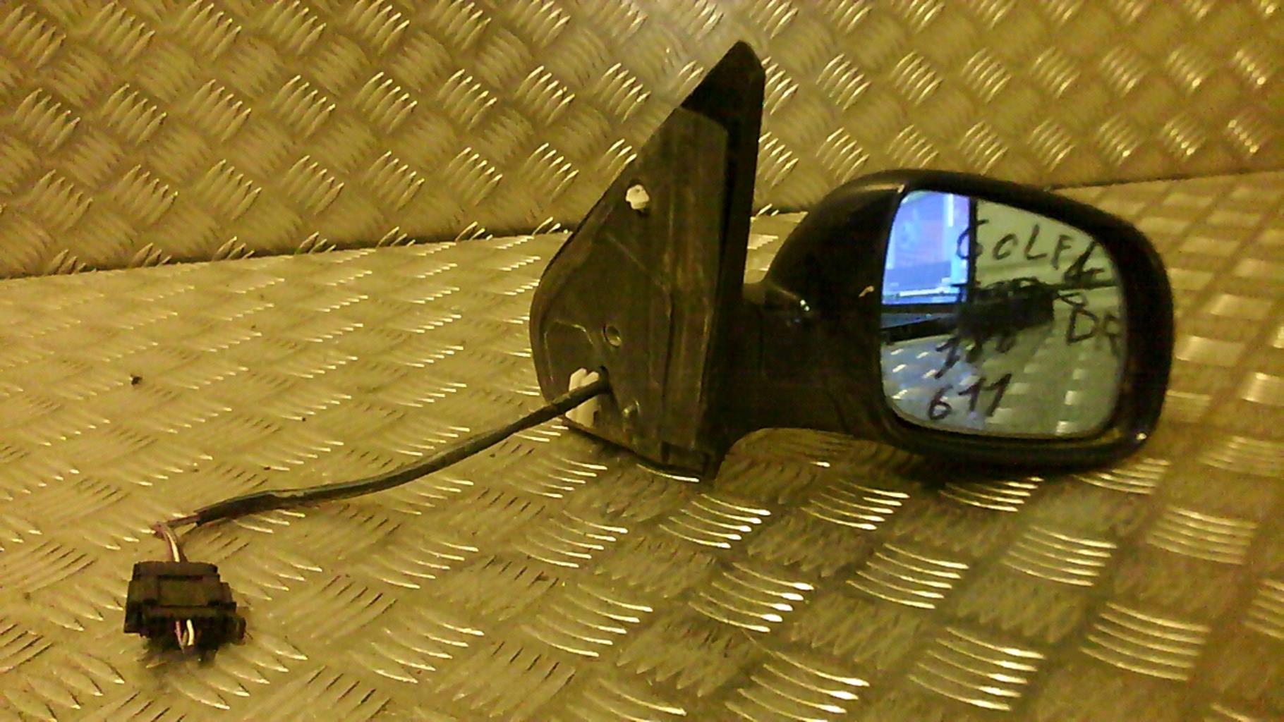 Retrovisor derecho