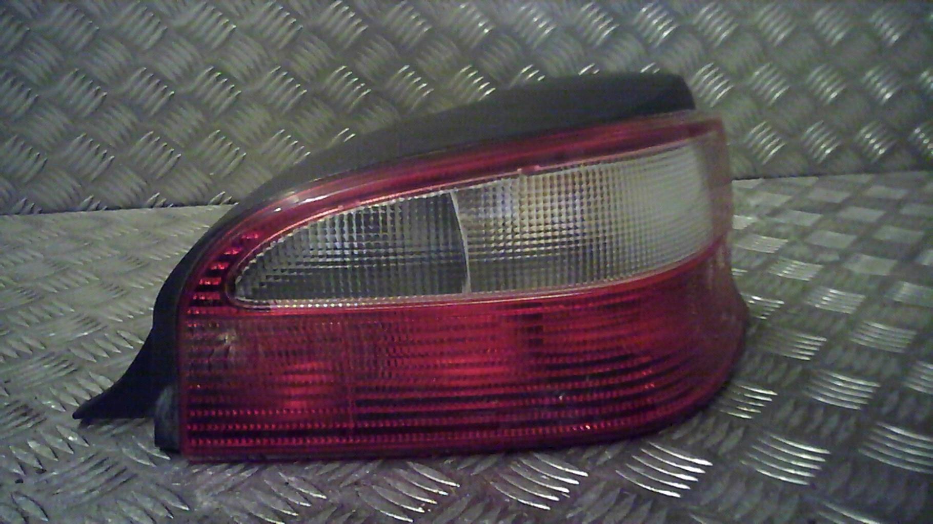Fanale posteriore principale destro (luci)