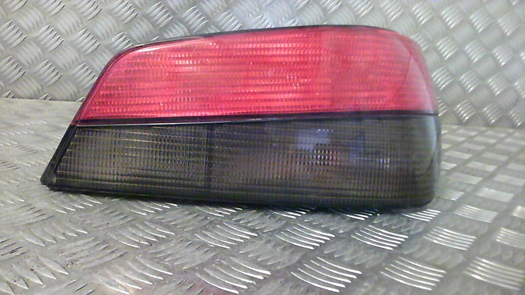 Fanale posteriore principale destro (luci)