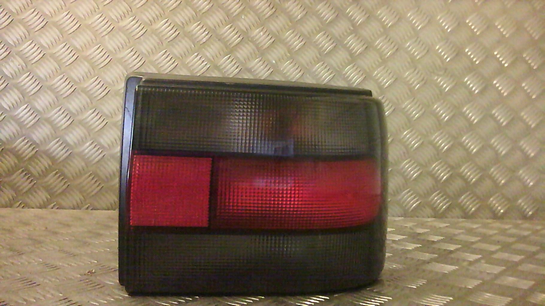 Fanale posteriore principale destro (luci)