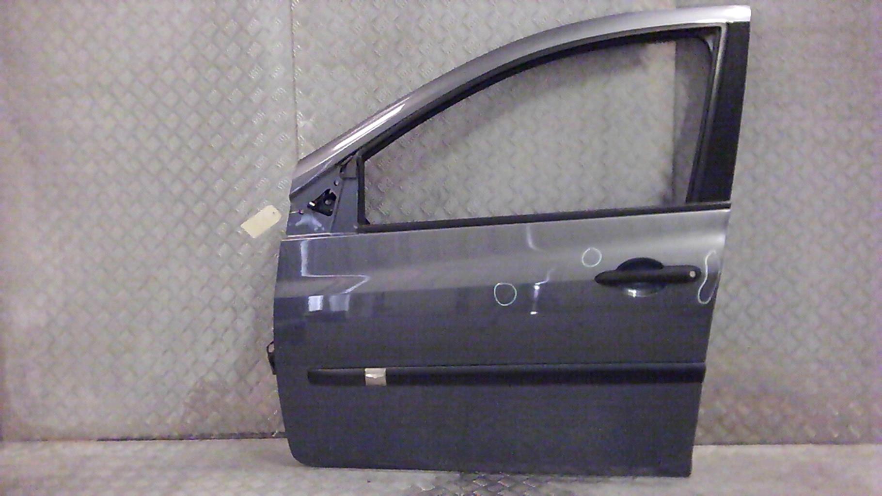 Porte avant gauche