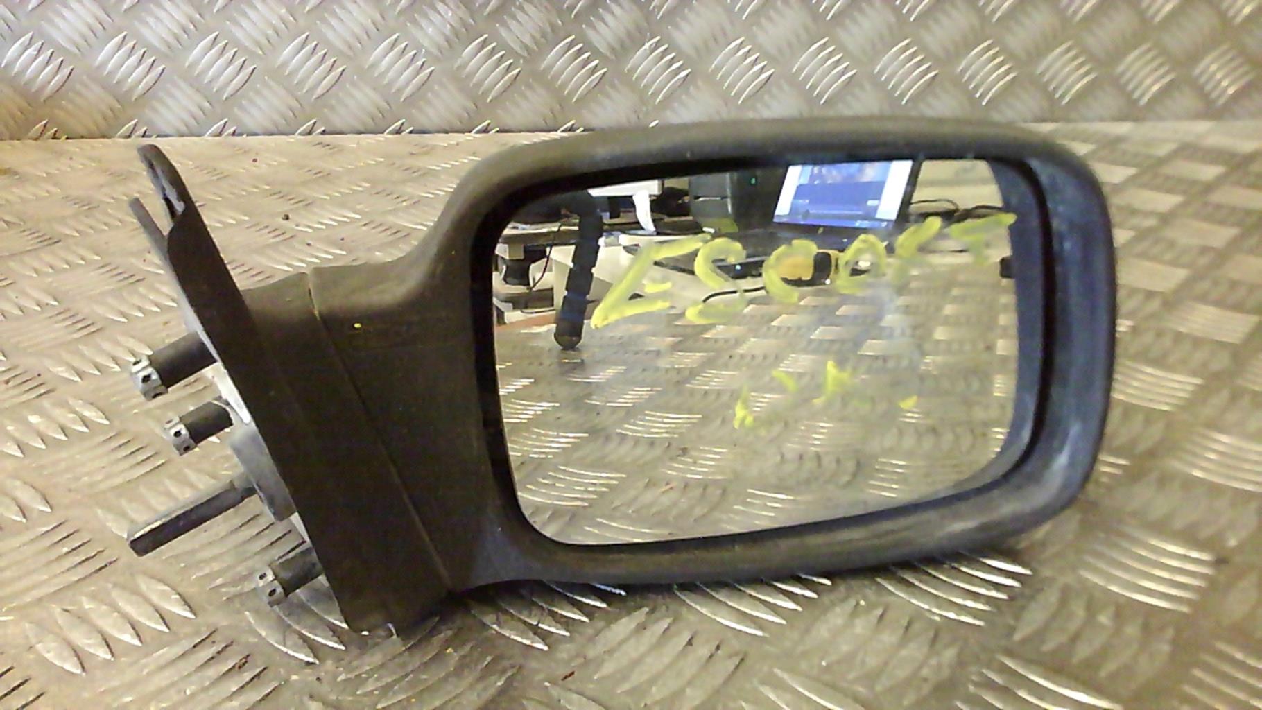Foto pieza de coche
