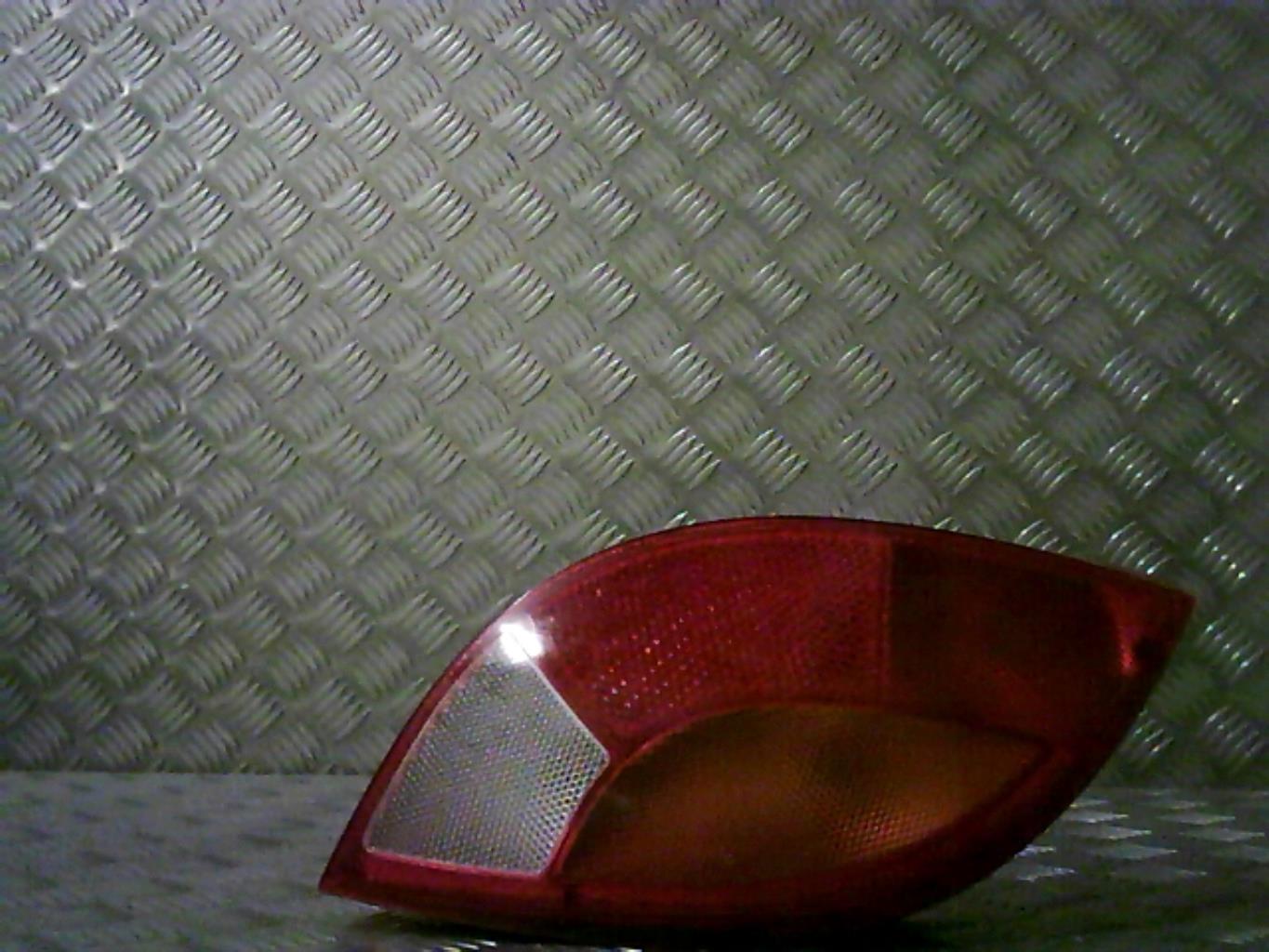 Fanale posteriore principale destro (luci)