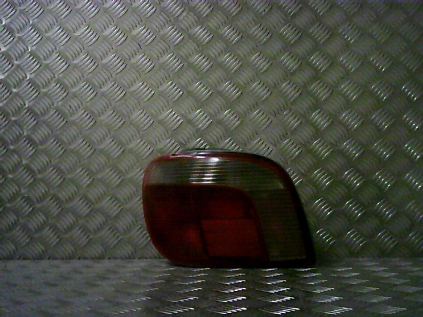 Fanale posteriore principale sinistro (luci)