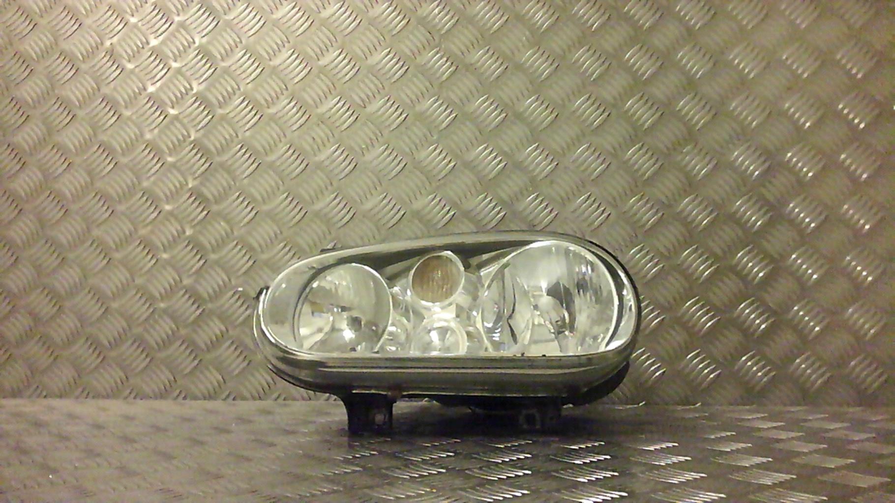 Gruppo ottico anteriore principale sinistro (luci)(faro)
