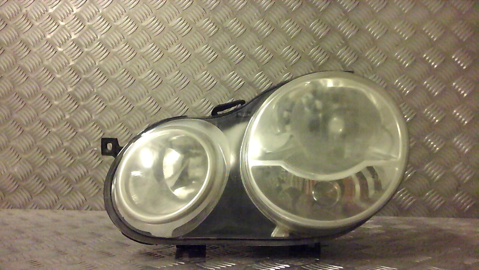 Gruppo ottico anteriore principale sinistro (luci)(faro)