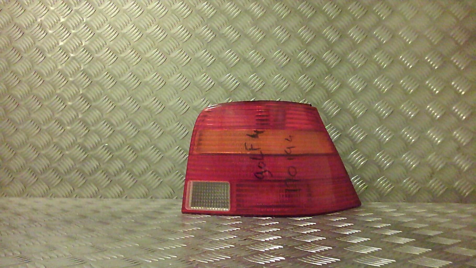 Fanale posteriore principale destro (luci)