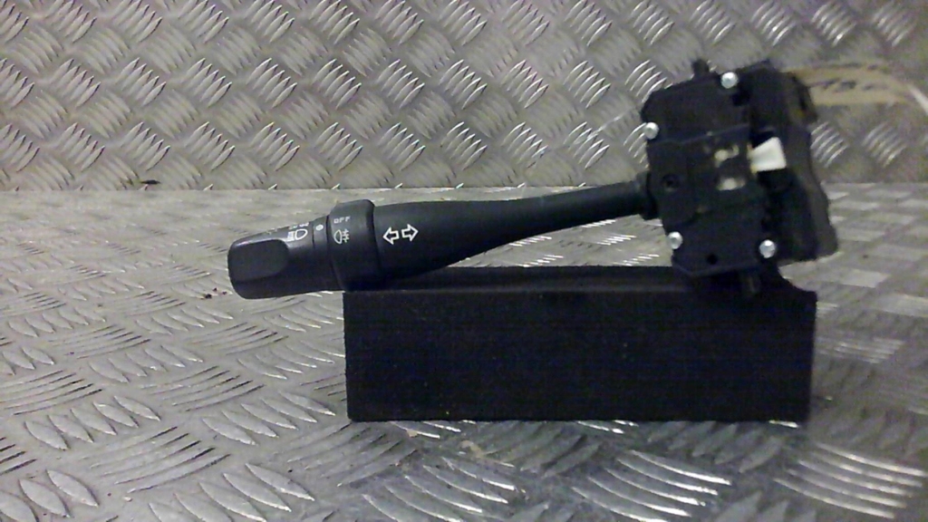 Commodo phare NISSAN PRIMERA 2 PHASE 1 Essence - 1