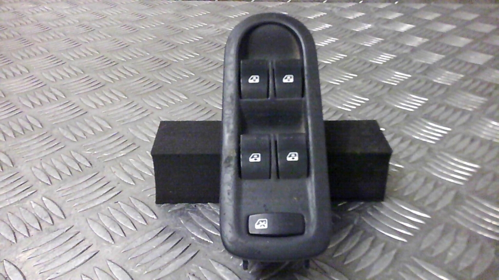 Interruttore alzacristalli RENAULT MEGANE 2 PHASE 1 Diésel - 1