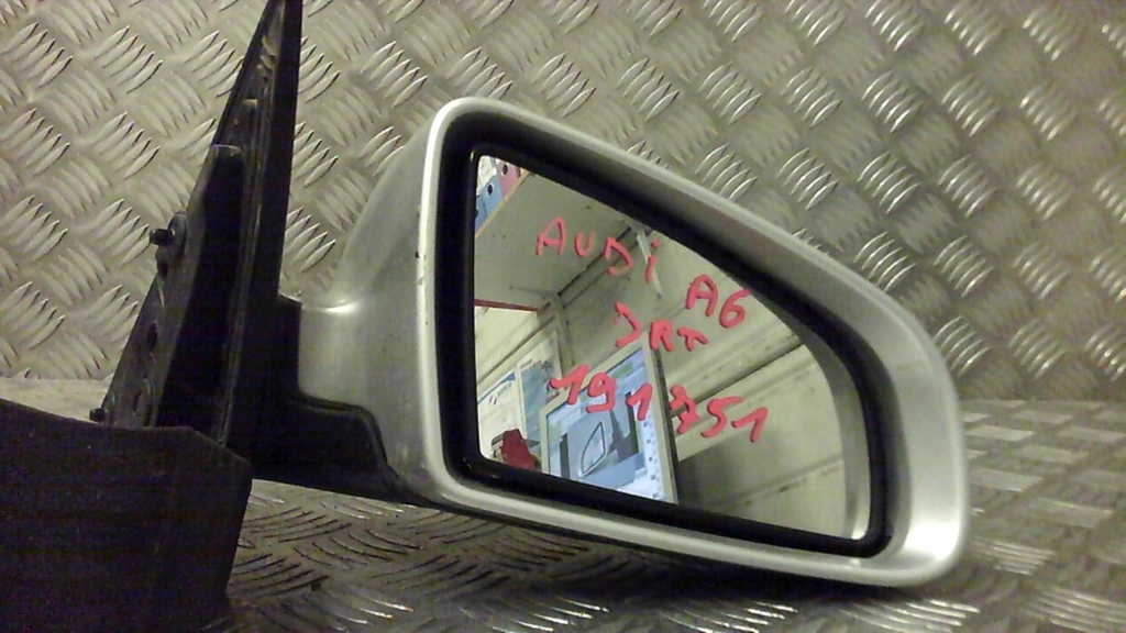 Retrovisor derecho