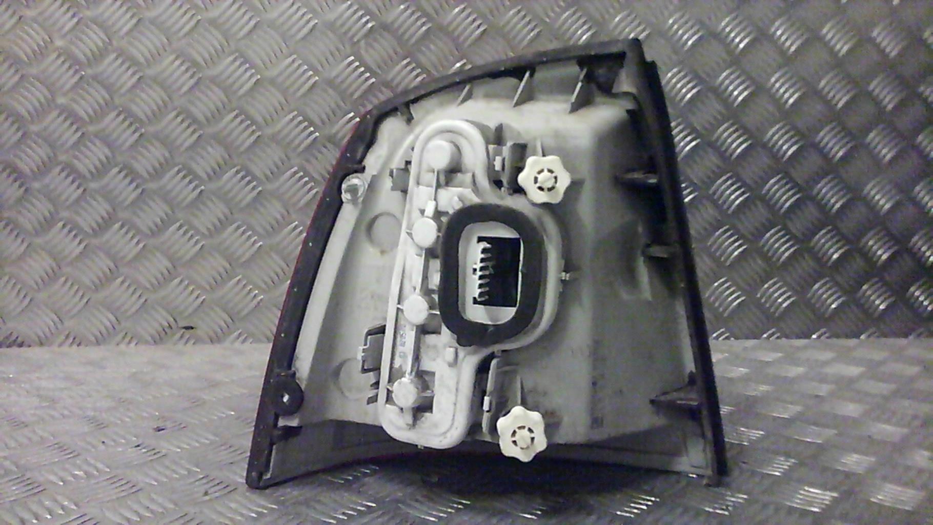 Fanale posteriore principale destro (luci) OPEL ASTRA G Diésel - 1