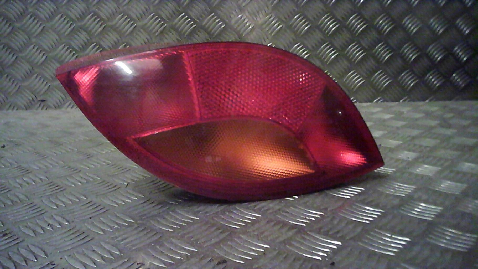 Fanale posteriore principale sinistro (luci) FORD KA 1 PHASE 1 Gasolina - 1