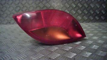 Fanale posteriore principale sinistro (luci)