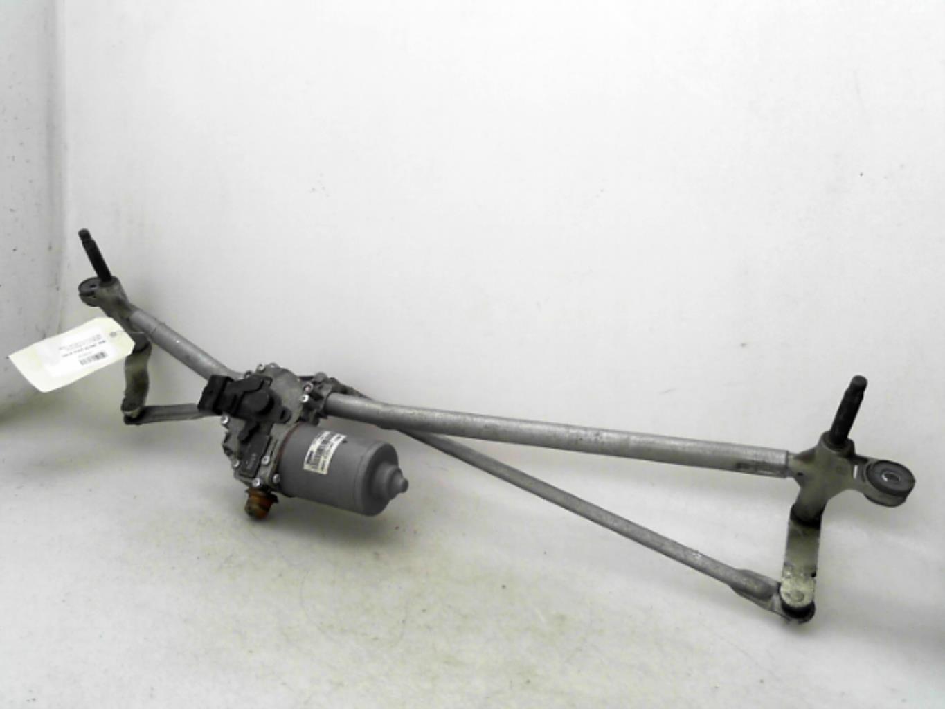 Moteur essuie glace avant