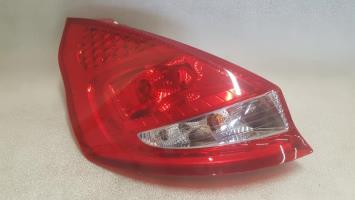 Fanale posteriore principale sinistro (luci)