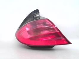 Fanale posteriore principale sinistro (luci)