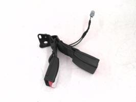 Attache ceinture arriere droit