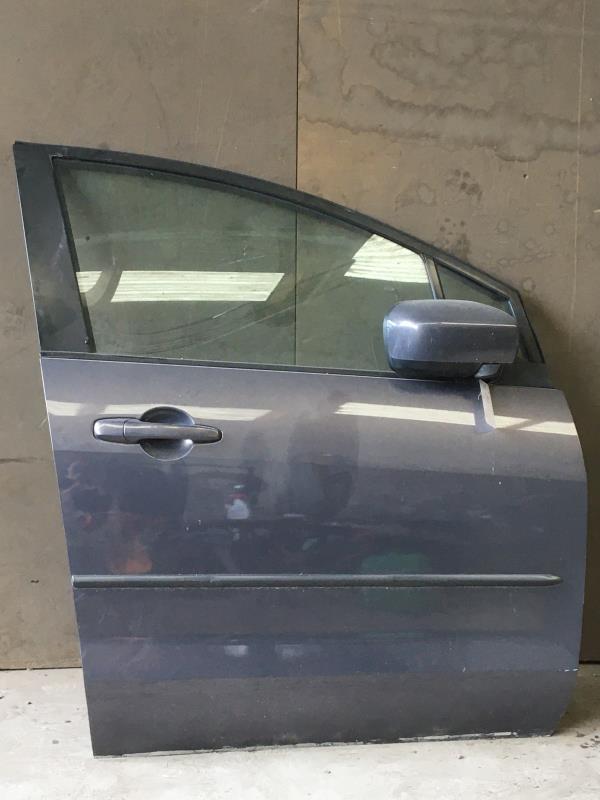 Porte avant droit