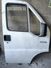 Porte avant droit