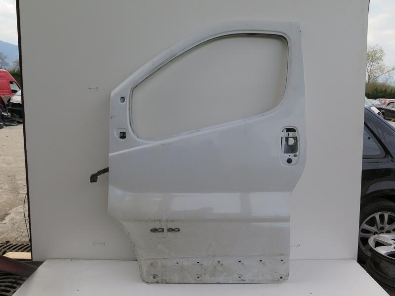 Porte avant gauche