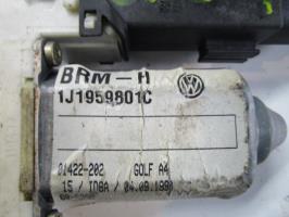 Moteur leve vitre avant gauche