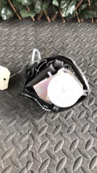 Ceinture avant gauche