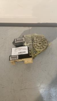 Moteur leve vitre avant gauche