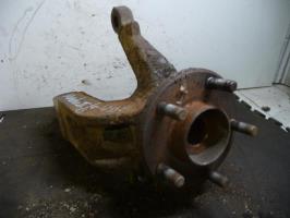 Fusee avant gauche