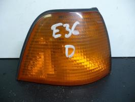 Optique avant secondaire droit (feux)(clignotant)