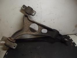 Triangle inferieur avant gauche