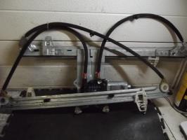 Leve vitre electrique avant droit