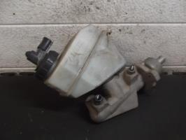 Maitre cylindre (freinage)
