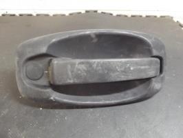 Poignee porte laterale droit