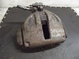 Etrier avant gauche (freinage)