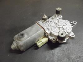 Moteur leve vitre avant droit